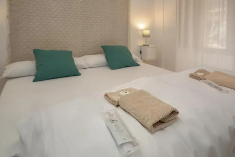 Sa Fita Backpackers - Albergue Juvenil Esporles  0*,  España