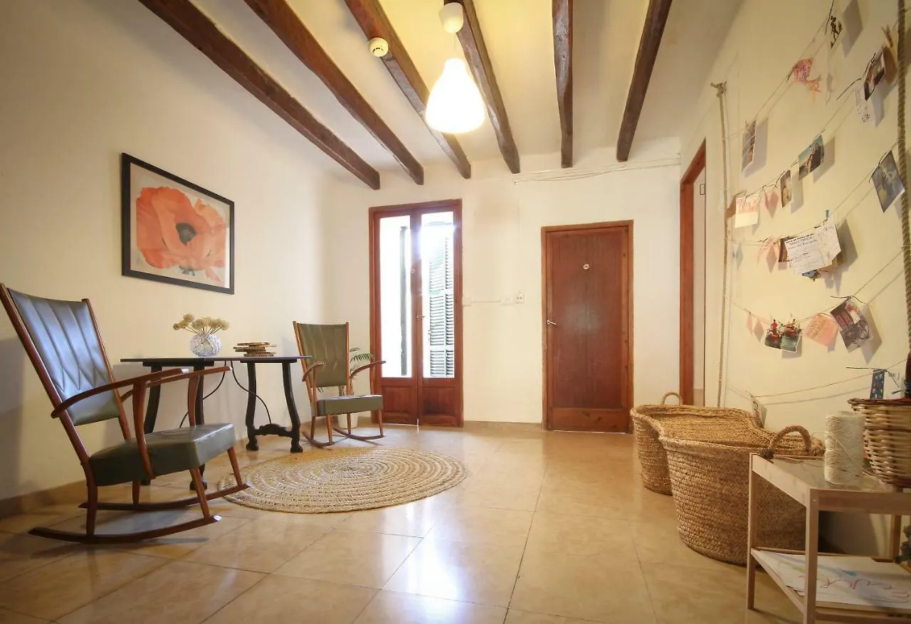 Hostal Sa Fita Backpackers - Albergue Juvenil Esporles  España